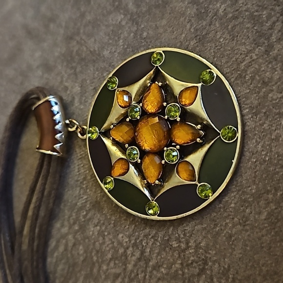 VTG Enamel Acrylic Gem Floral Mod Circle Pendant Cord Necklace - Picture 3 of 6